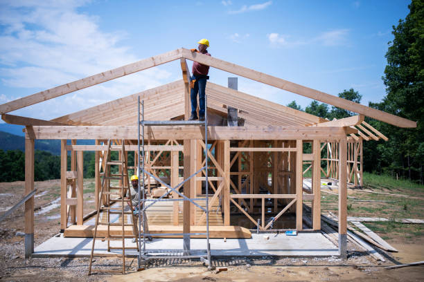 Best Affordable Roofing Company  in Lewistown, MT